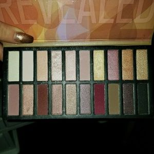 2 Coastal Scents Palettes
